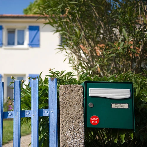 Autocollant stop pub.webp